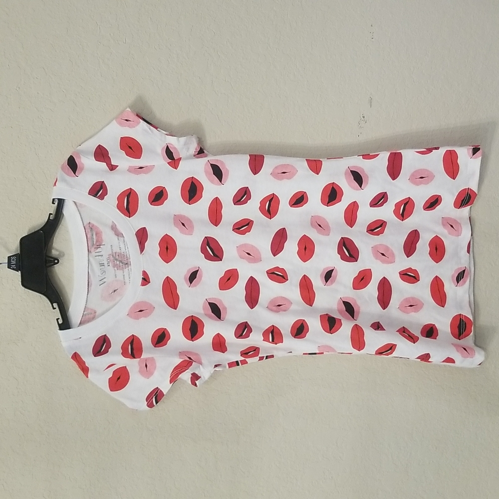 Girl's Wound Up Brand Shirt.  Size XS